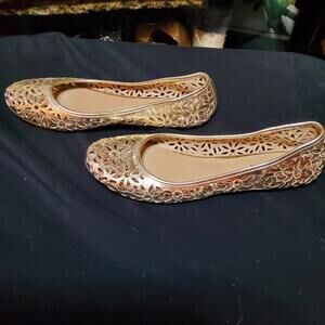 8.5 Laced Gold Flats